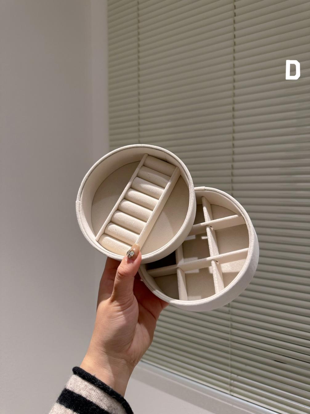 LV Louis vuitton jewelry box 131368