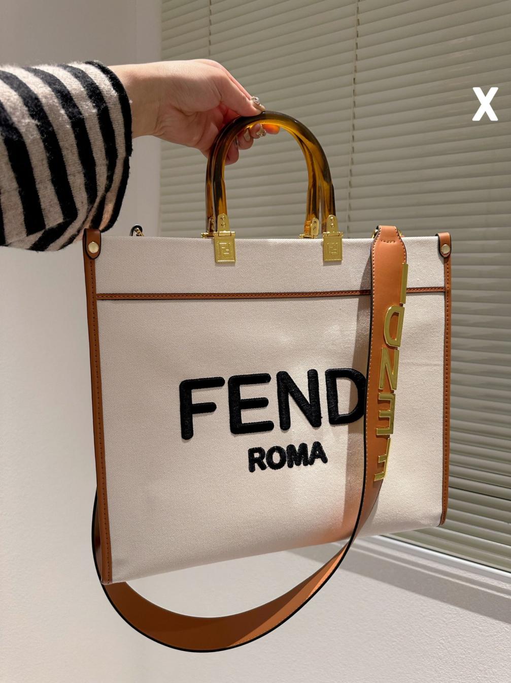 Fendi peekabo tote hand bag 131366