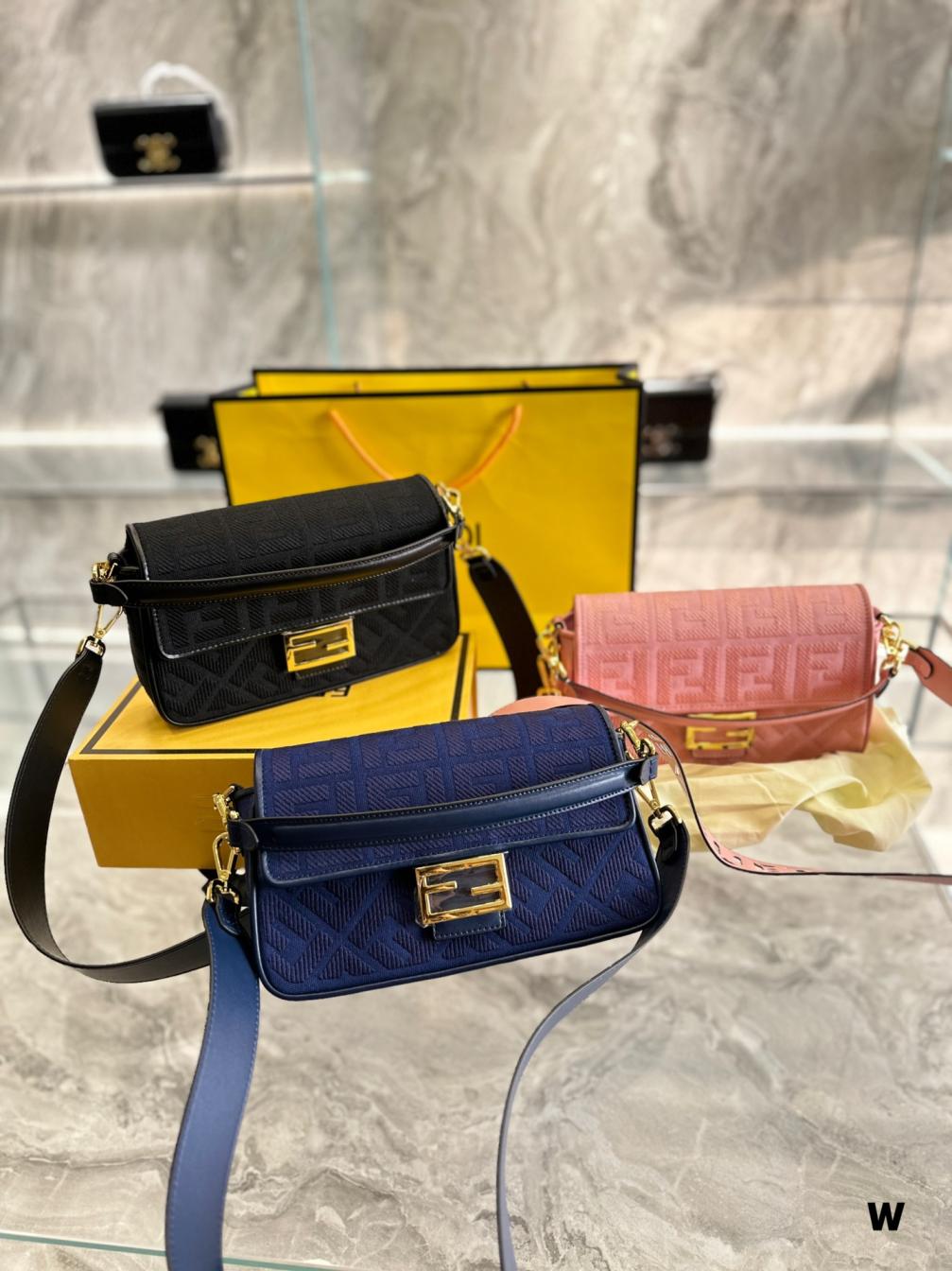 Fendi Baguette bag 131454