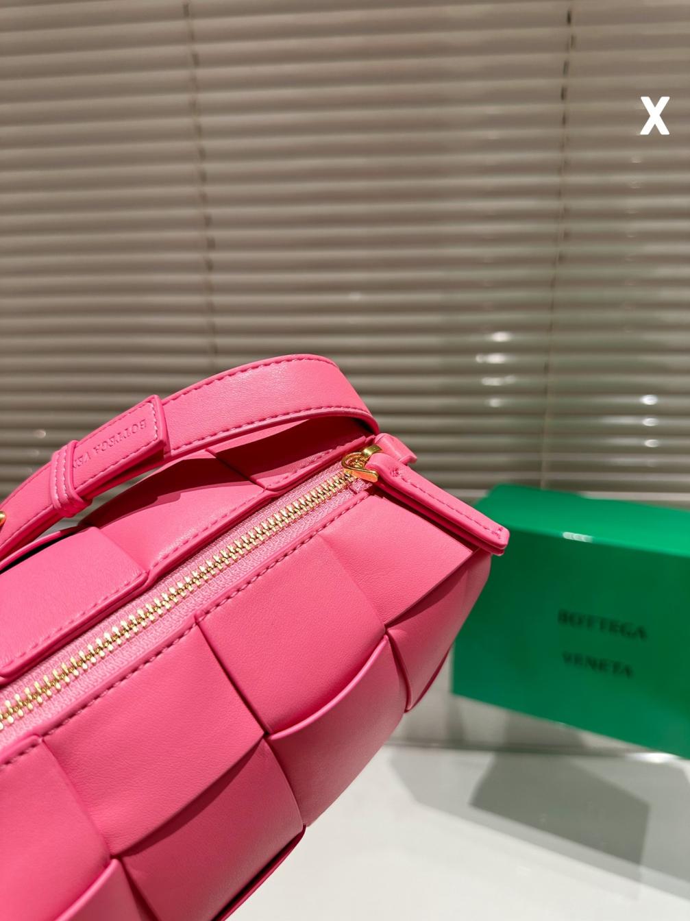 BV BOTTEGA VENETA CASSETTE Bag 131723