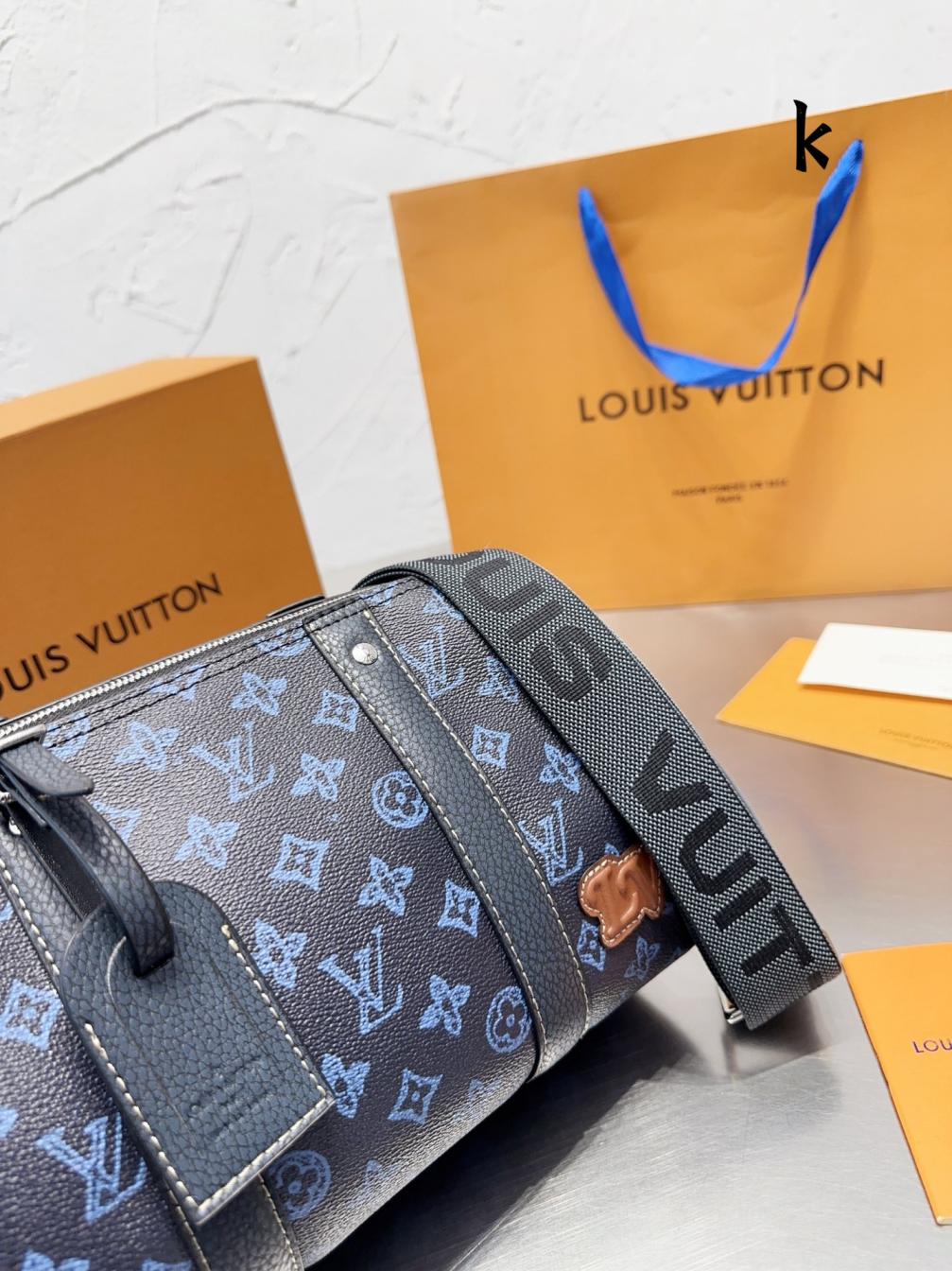 Lv X Nigo Keepall  xs  21 bag for men 132239