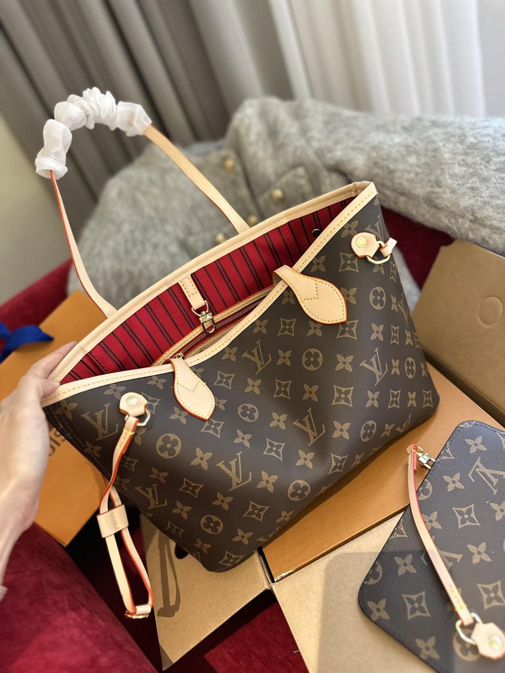 Lv Louis vuitton small Neverfull 25cm 133382