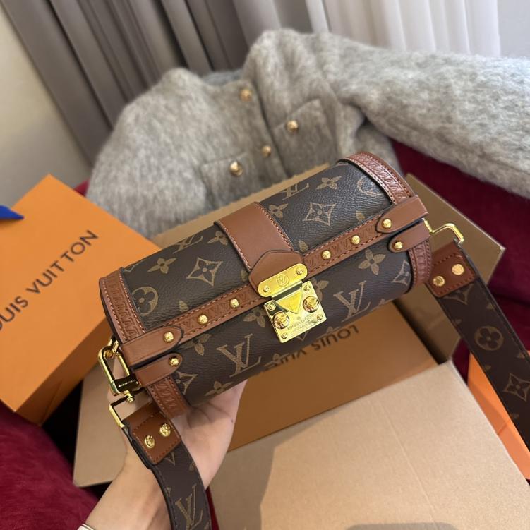 LV Louis Vuitton Prefall /Papillon Trunk Monogram bag