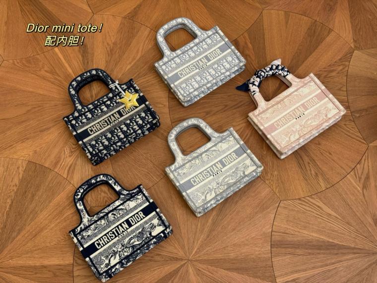 Dior Mini Book Tote bag 133896