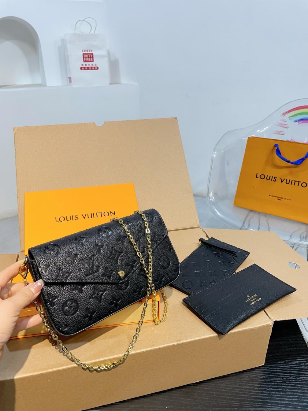 LV Louis vuitton POCHETTE FÉLICIE WOC