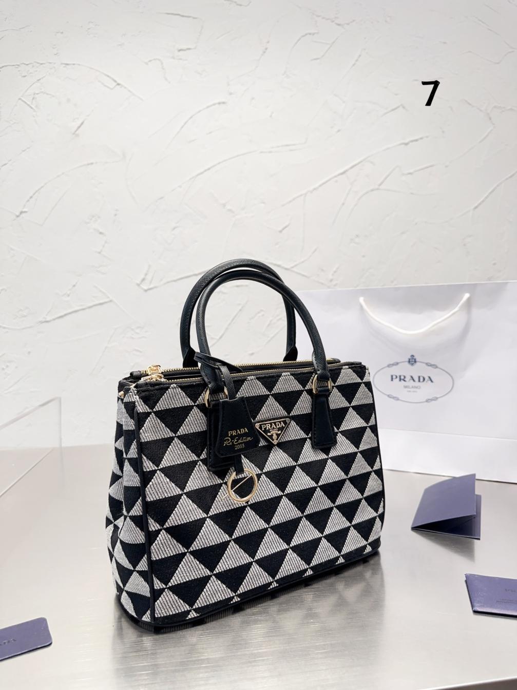prada bag tote handbag 131281