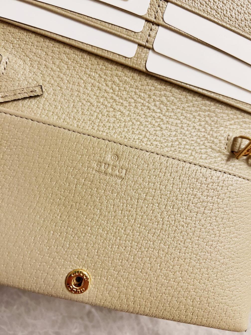 Gucci GG Supreme 1955 621892 wallet on chain