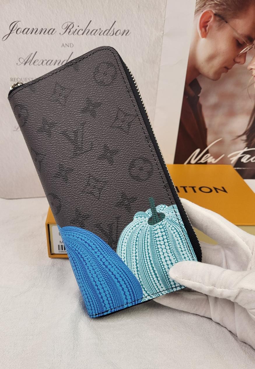 LV 63095 Monogram Eclipse Reverse wallet