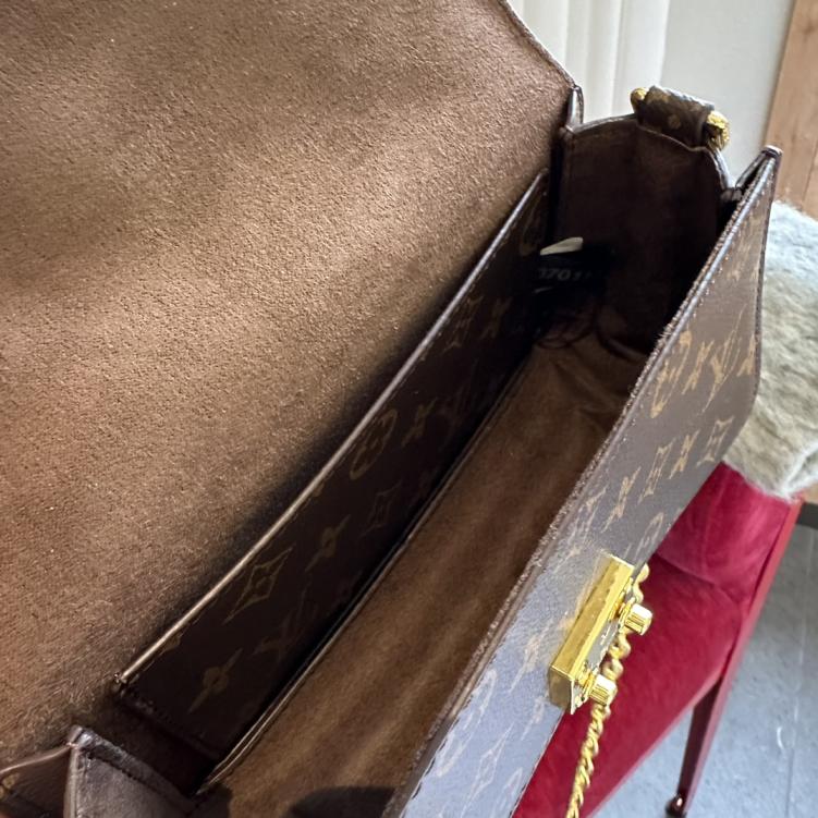 Lv Wallet On Chain Metis Bag 133376