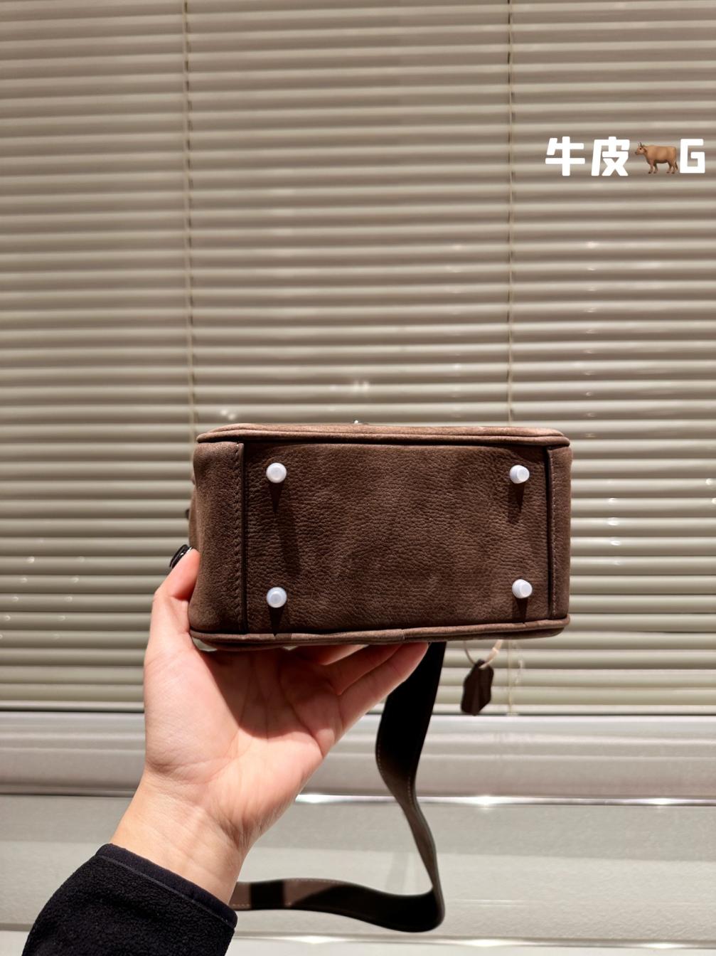 Hermes Lindy cowskin bag 133410