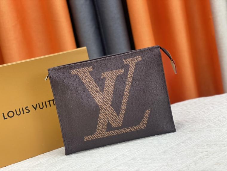 LV cosmetic bag M61692 M47542