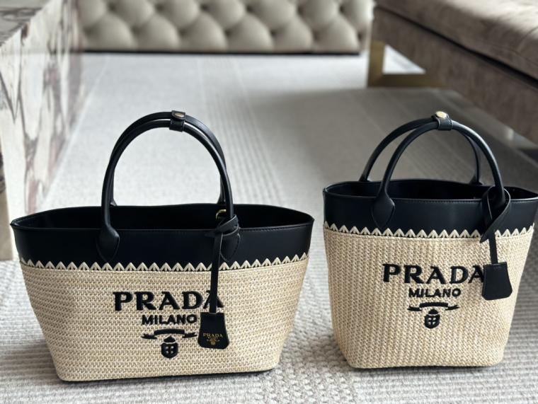 Prada Wave tote hand bag 133867
