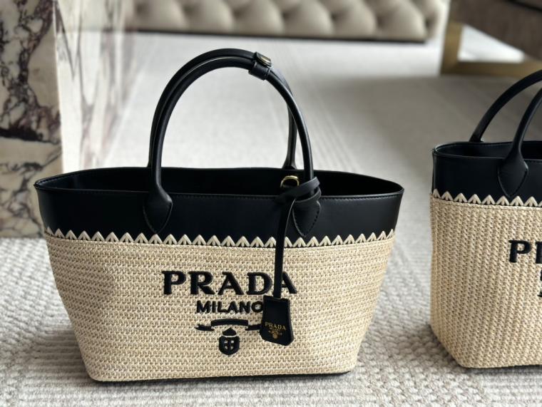 Prada Wave tote hand bag 133867