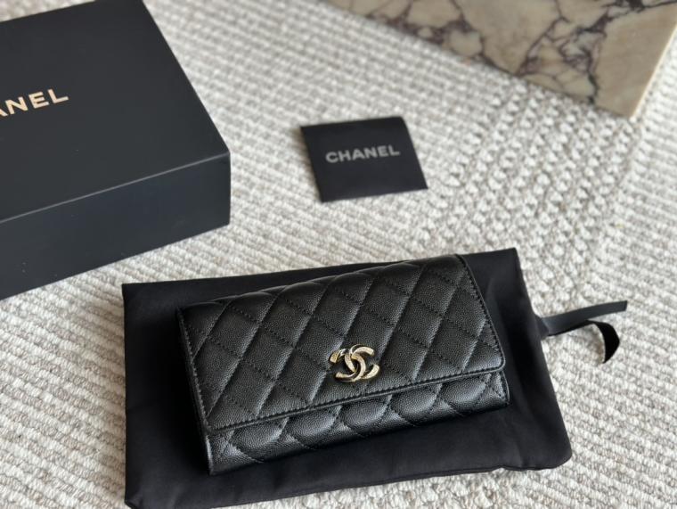 CHANEL woc bag