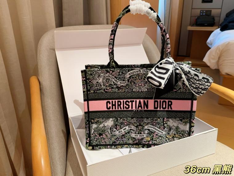 Dior Middle Book tote embroidery bag