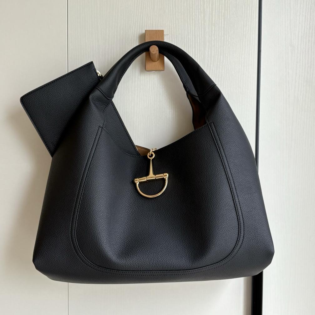 Gucci handbag SOFTBIT black
