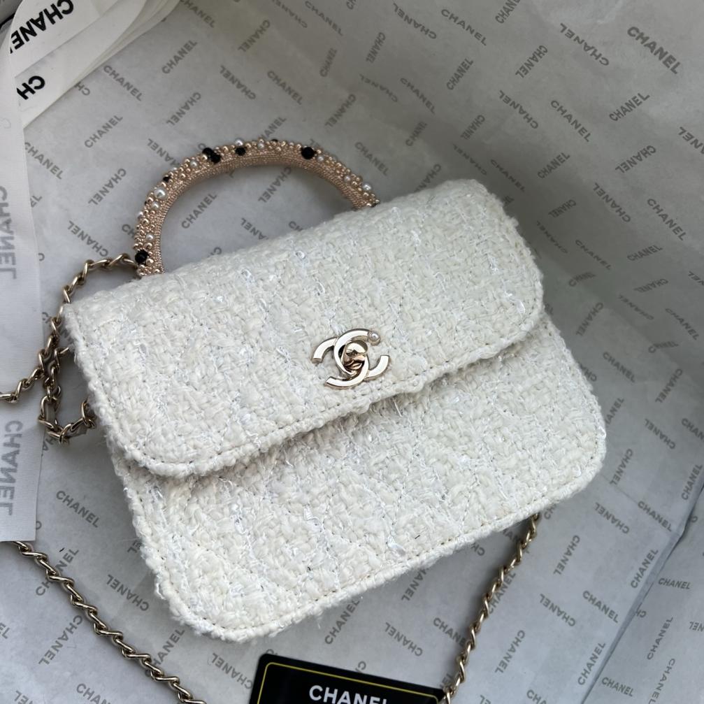 Chanel Flap Pearl handle chain bag size 18