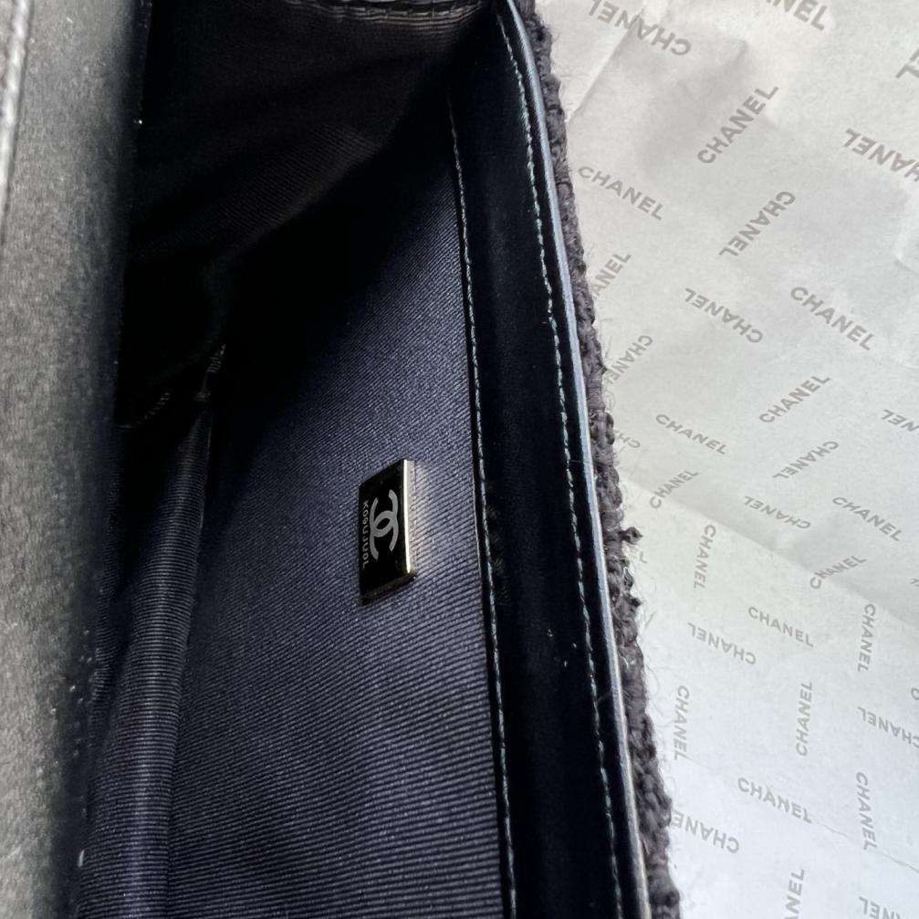 Chanel Flap Pearl handle chain bag size 18