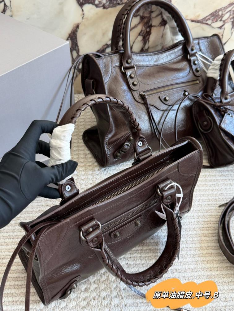 Balenciaga cowskin Le Cagole brown handbag