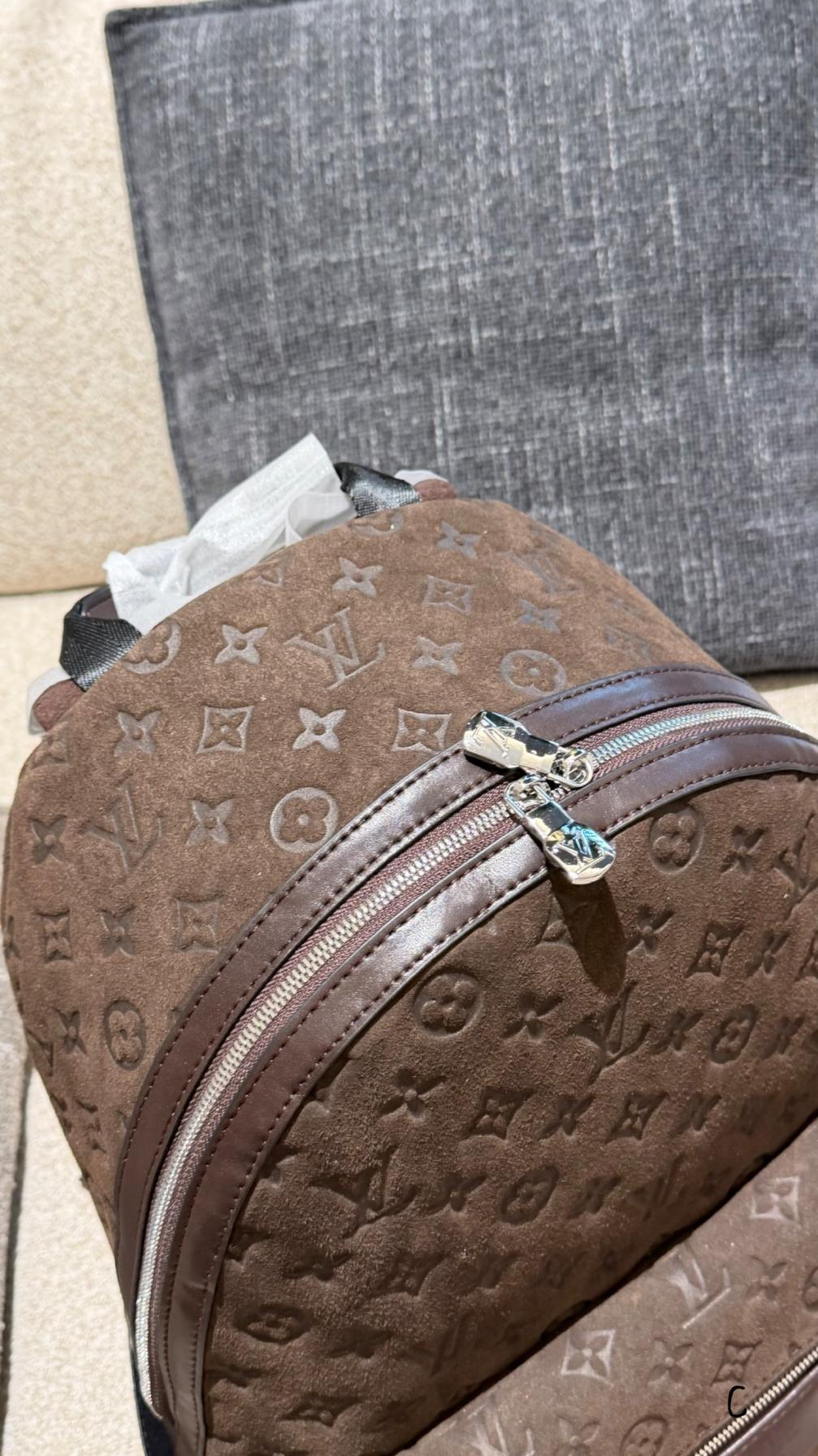 LV Discovery Monogram Eclipse backbag/backpack