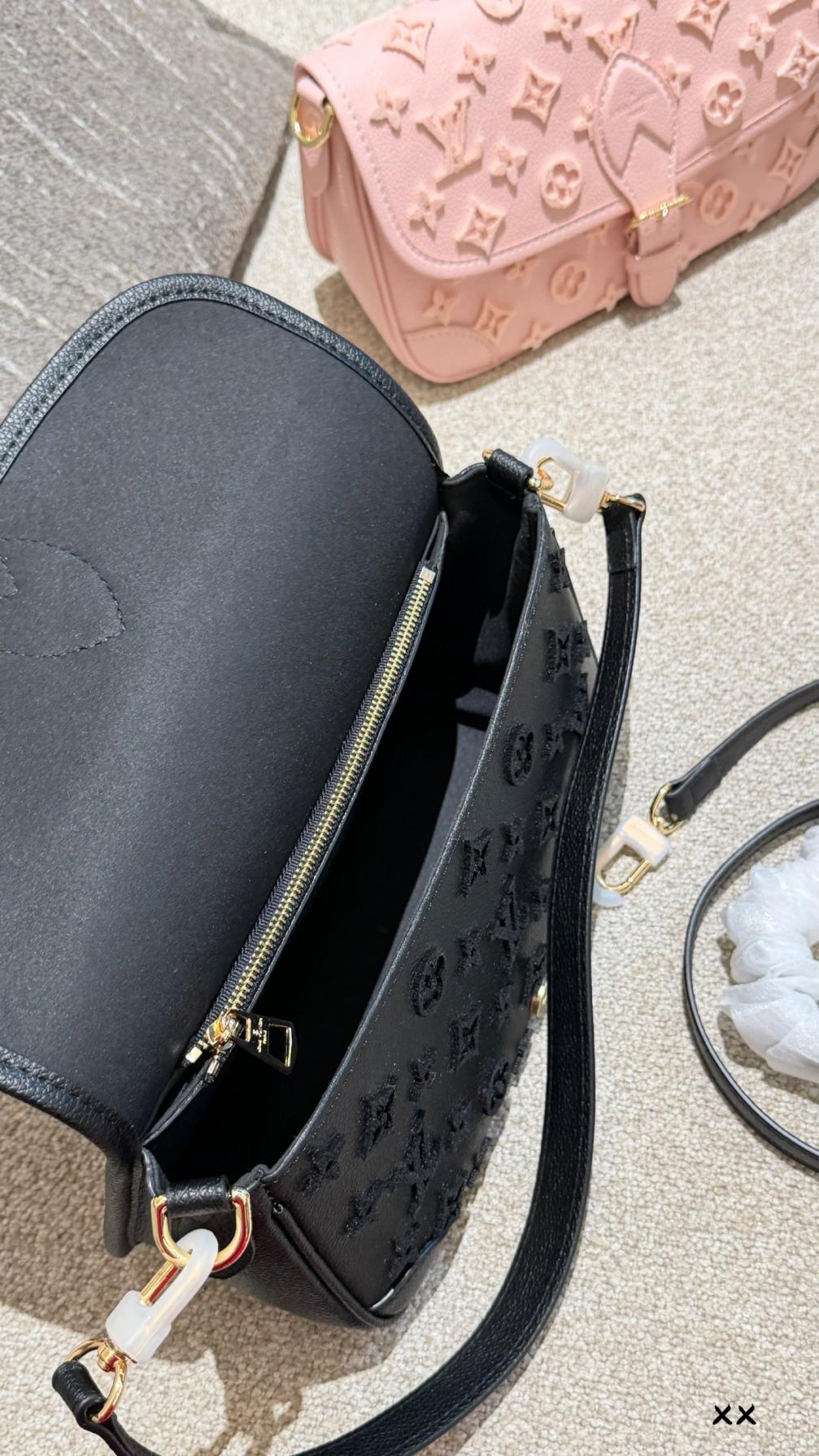LV Louis vuitton Monogram Empreinte handbag